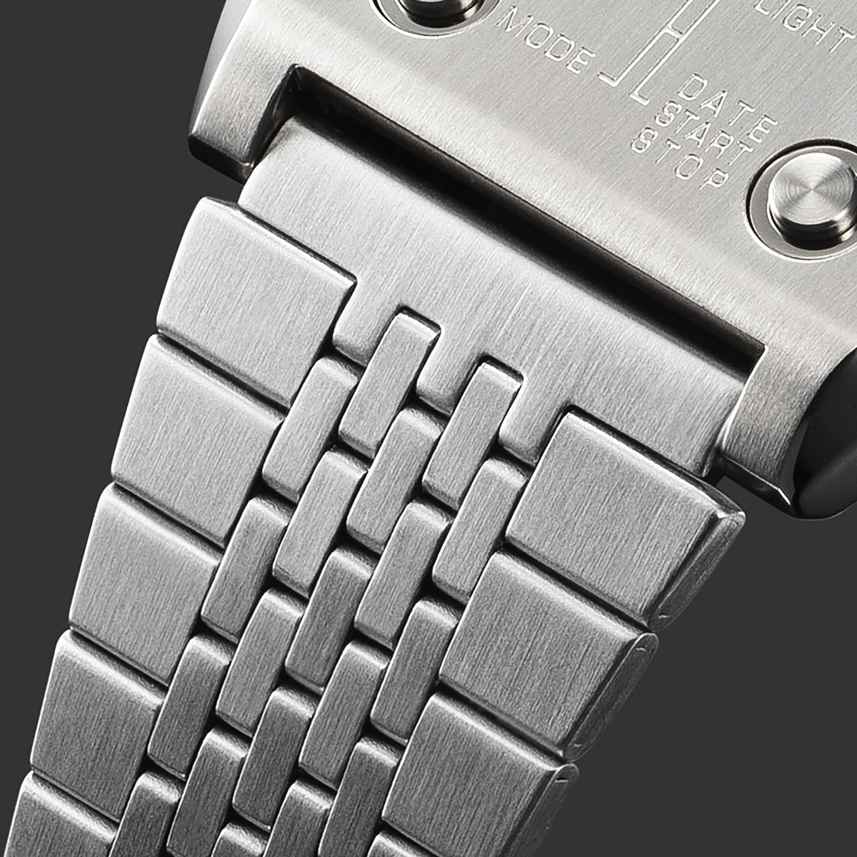 Casio A1100D-1DF Vintage Steel Watch – Silver – band detail