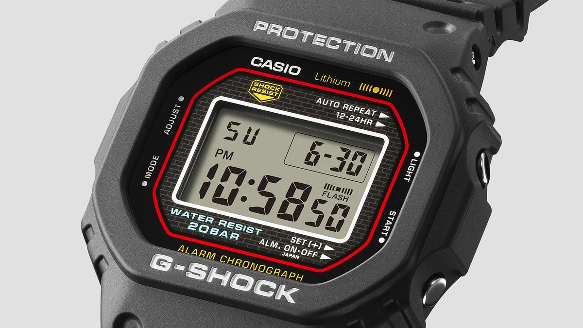 Casio G-Shock DW-5000R-1ADR 40th Anniversary Digital Watch – Black Red – bezel detail