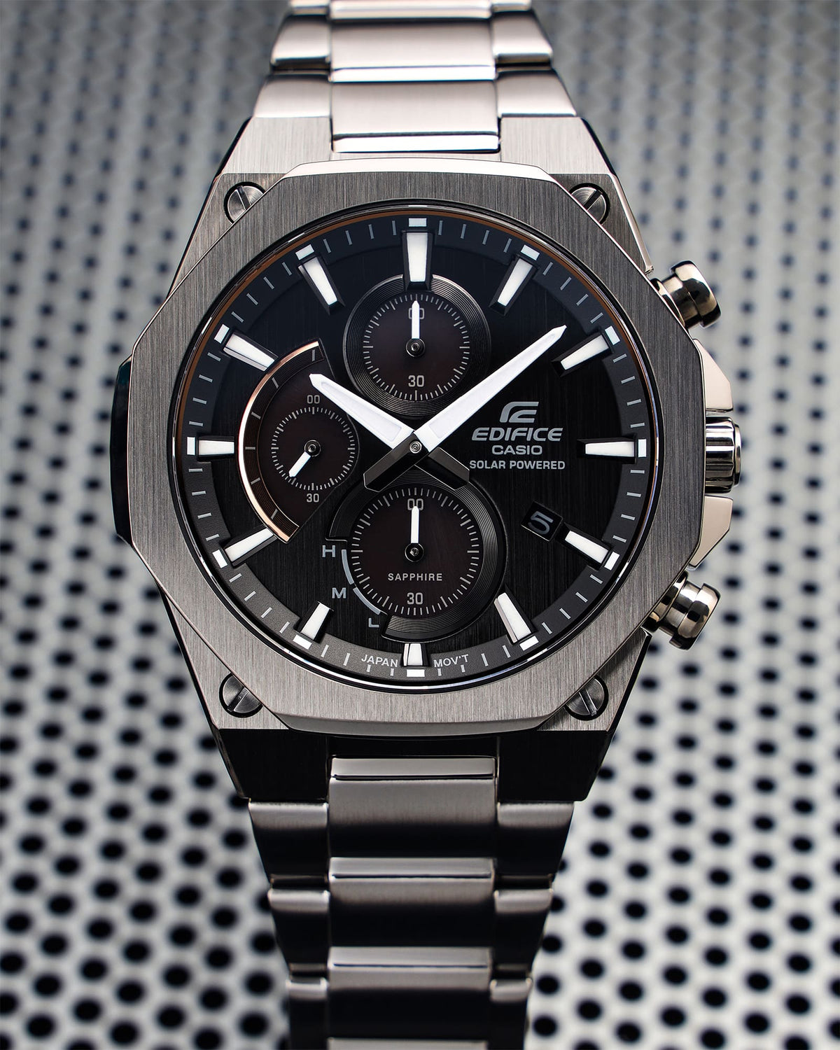 Casio Edifice EFS-S570DC-1AUDF Solar Sapphire Carbon Chronograph Watch – Black – detail view