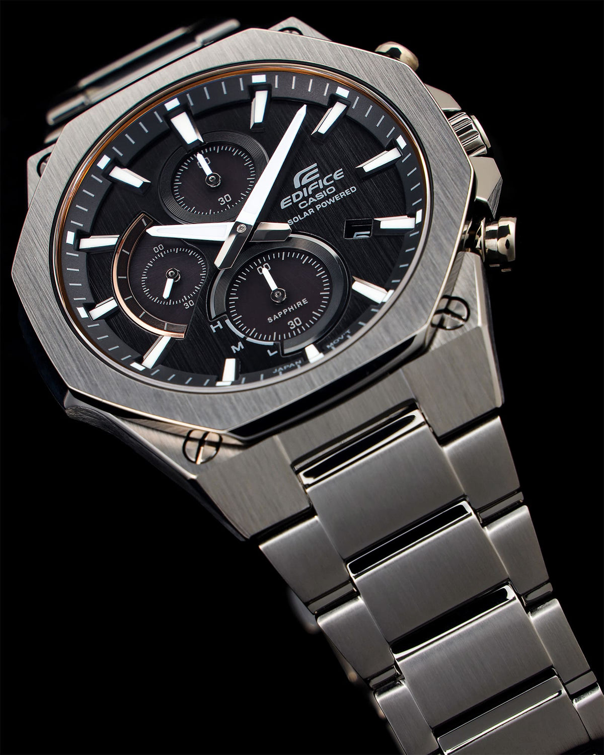 Casio Edifice EFS-S570DC-1AUDF Solar Sapphire Carbon Chronograph Watch – Black – detail view
