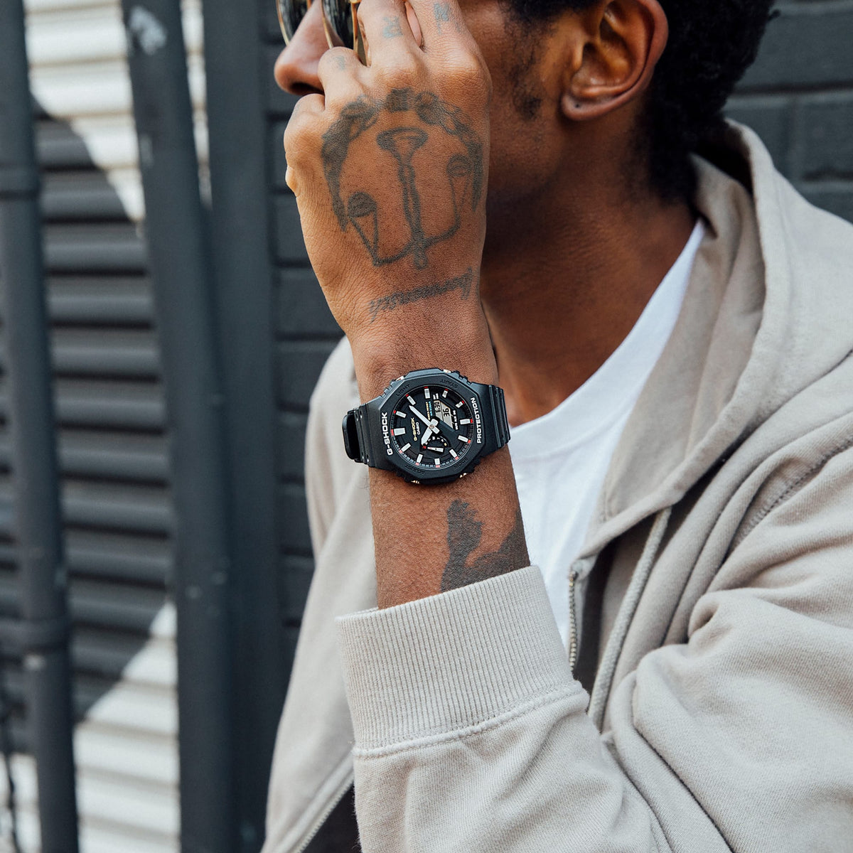 Casio G-Shock GA-2100RL-1ADR CasiOak Resin Link Watch – Black – on wrist